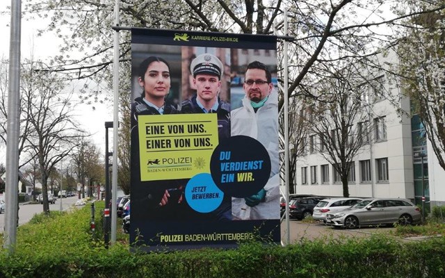 DIE KAVALLERIE GmbH Projekt - DU VERDIENST EIN WIR.