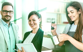 Chudovo OÜ Projekt - B2B-Rekrutierungsplattform
