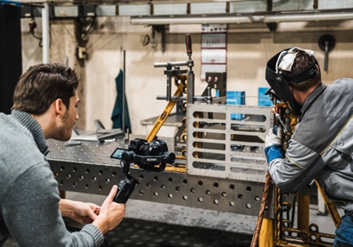 Video- und Fotoproduktion für Employer Branding und Anzeigen - Schwill GmbH Metall-Technik