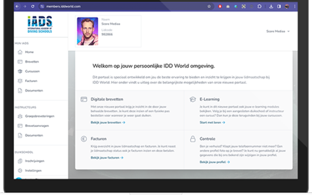 Score Agency Projekt - Digitalisierung eines gesamten Unternehmens. IDD