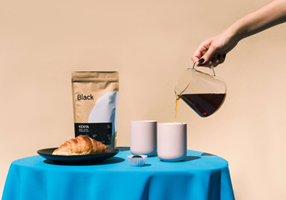 Orchidea Agency Projekt - Black, Verpackungsdesign und Branding für frisch gerösteten Kaffee