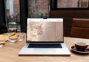 Blok56 Projekt - Brand Identity & Website-Design DAY Hebammen