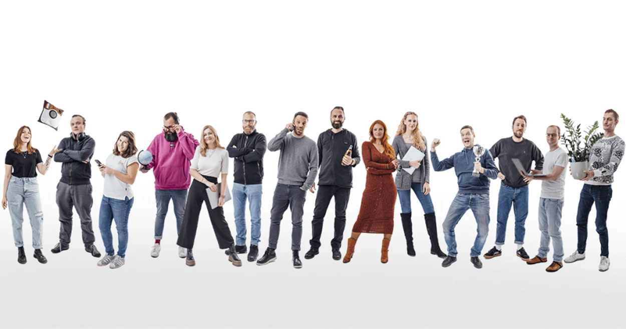 famefact socia media's Team